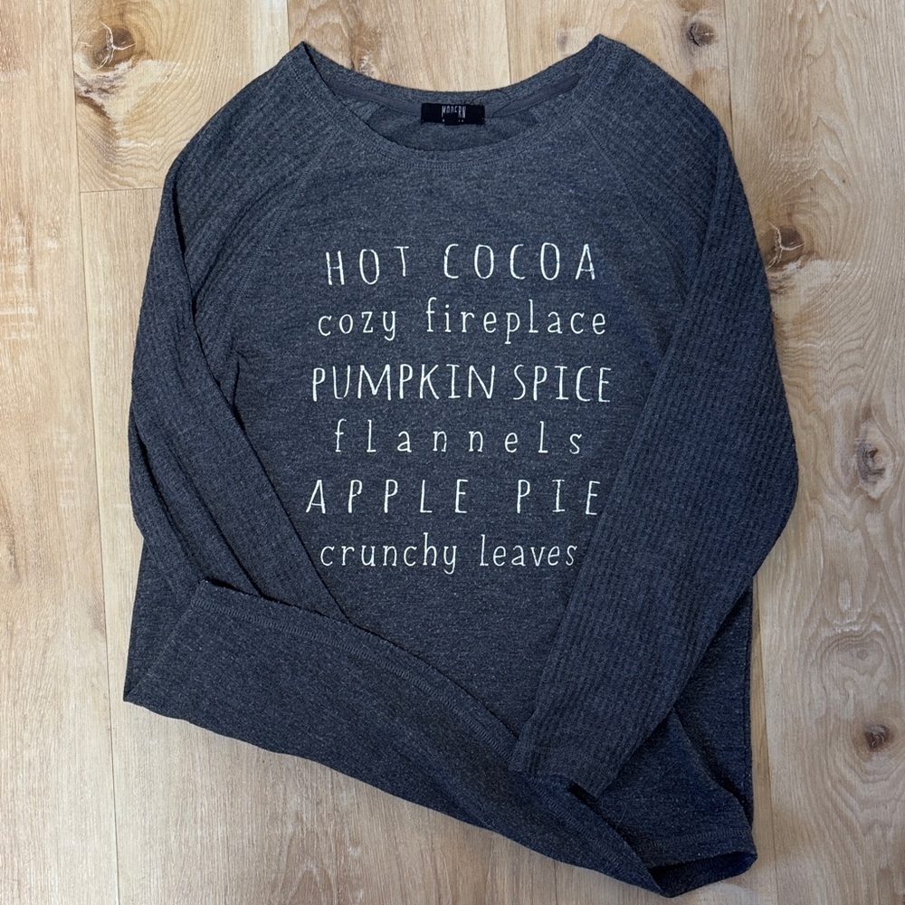 Gray Graphic Long light sweater